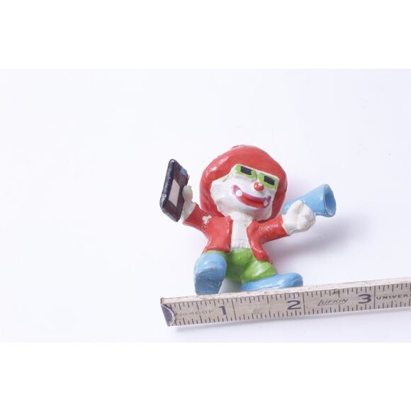 Mego, Clown Around, PVC Figure, Clown, Megaphone, Sunglasses, Clipboard, Miniatu - Picture 2 of 4